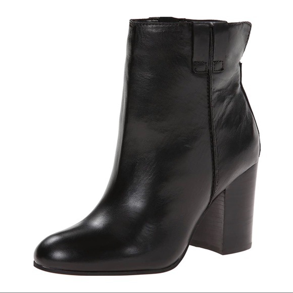 Sam Edelman Shoes - Sam Edelman Black Leather Fairfield Boots Ankle Height Block Heels